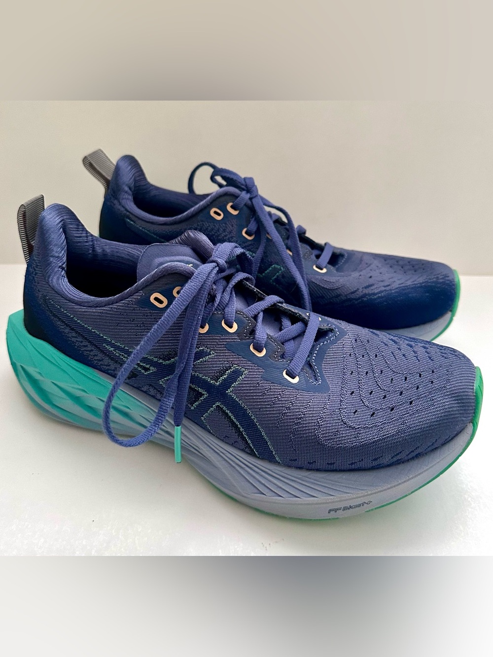 ASICS Novablast Women's Cushioned Mesh Running Shoes Blue/Green US 8 EU 39.5